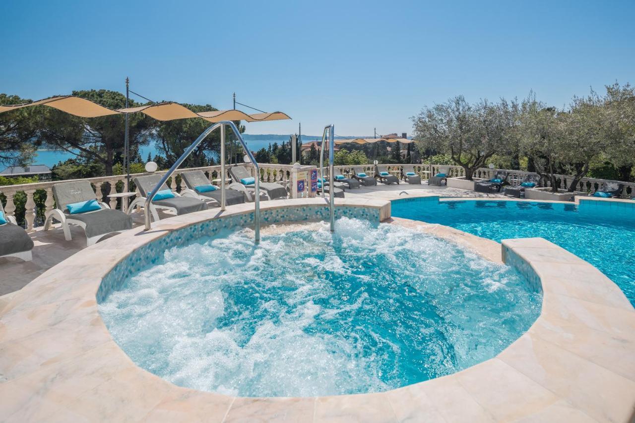 Hotel Tomi Portoroz Bagian luar foto