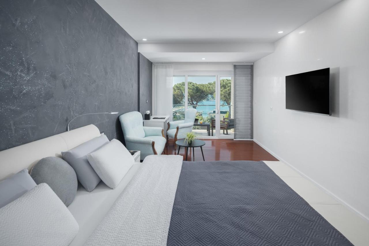 Hotel Tomi Portoroz Bagian luar foto